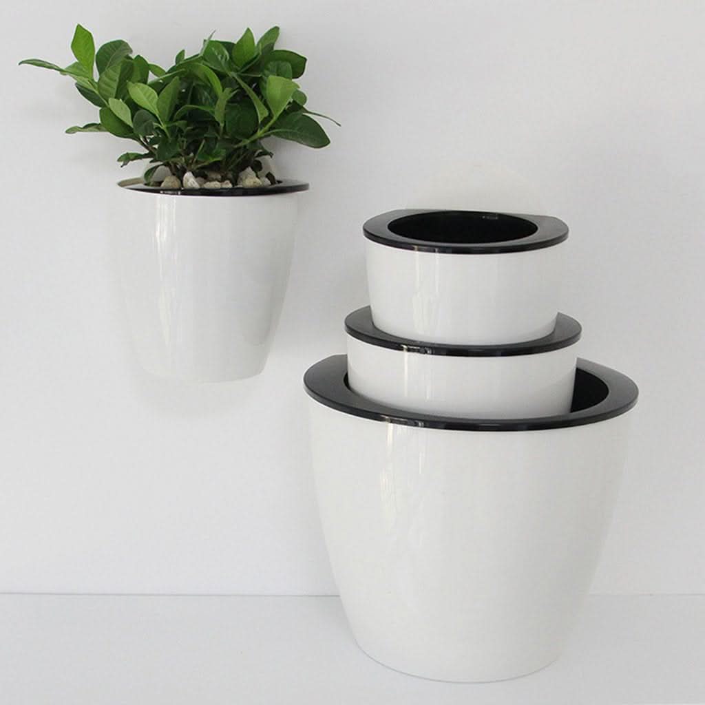 Plantiva – Vertical self-watering flowerpot for modern living