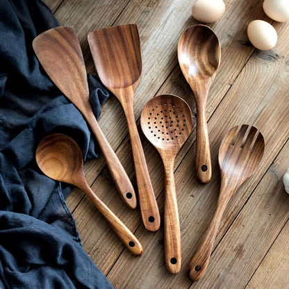 TEAKWOOD – Elegant kitchen utensil set for natural and stylish cooking