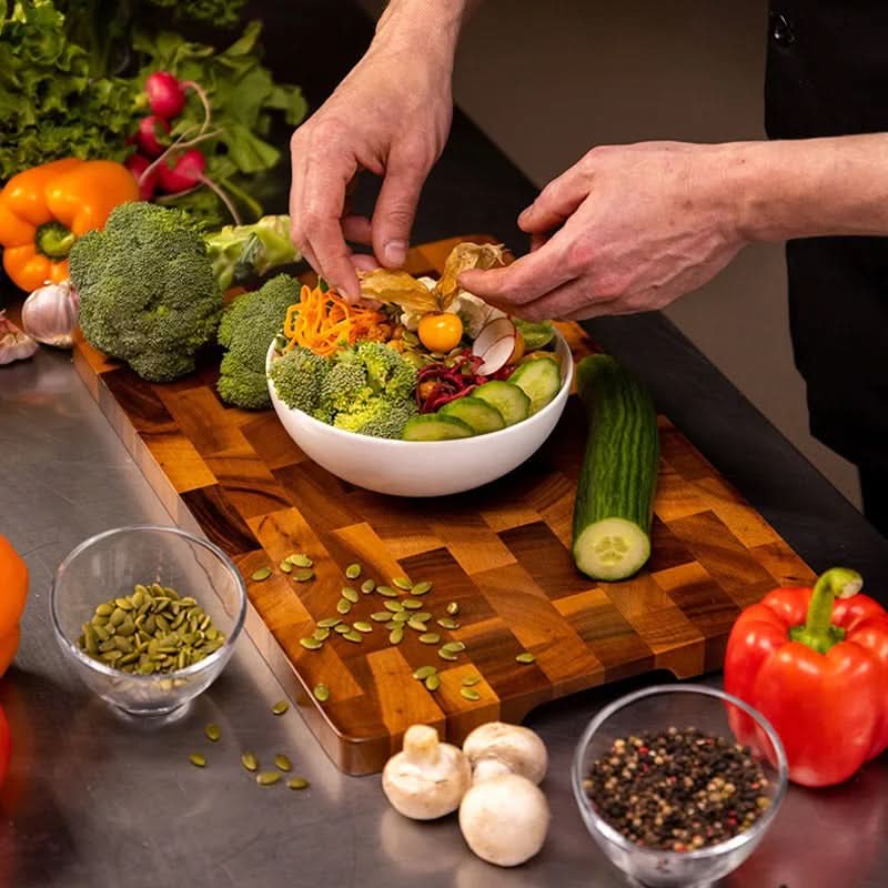 PUREWOOD - High-quality Acacia Wood Cutting Board for Stylish and Durable Kitchen Work