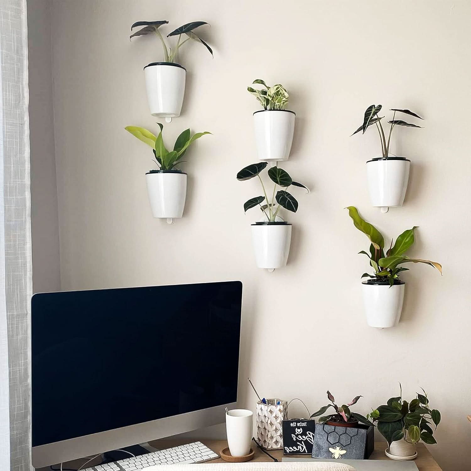 Plantiva – Vertical self-watering flowerpot for modern living