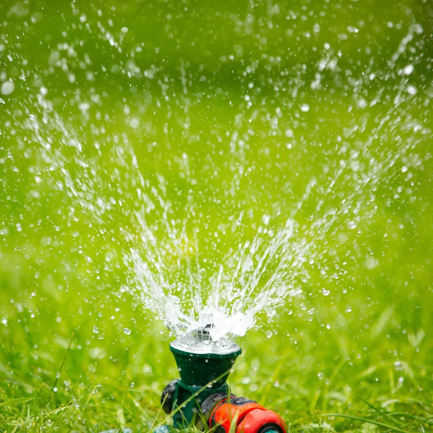 HydroSpin – Even 360° Watering for Healthy Lawns