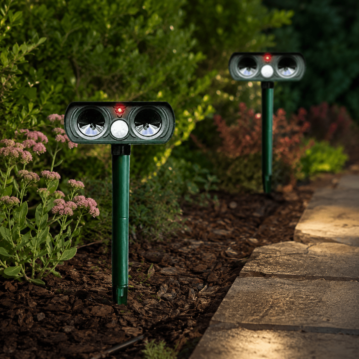 ECOPEL – Environmentally Friendly Solar Animal Repeller for Humane Garden Protection