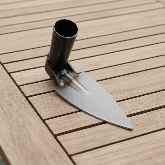 HACKRA – Steel garden hoe for weeding and digging
