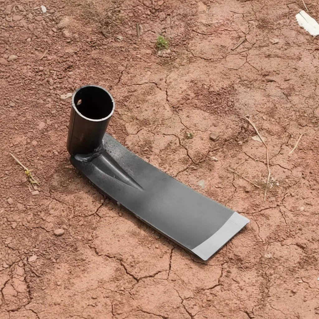 HACKRA – Steel garden hoe for weeding and digging