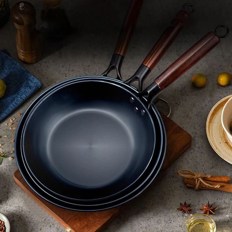 Ironvera Poêle en Fonte | Poêle Antiadhésive Professionnelle | Répartition Uniforme de la Chaleur | Ustensiles de Cuisine Sains & Durables