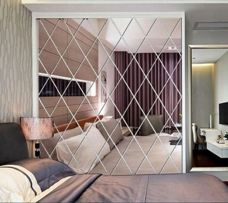 MIRRASHAPE – Modern 3D Wall Mirror for Creative Room Design