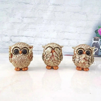 GOLDEULE - Decorative Hand-Carved Owl Statue in Antique Gold Design for Stylish Home Accents