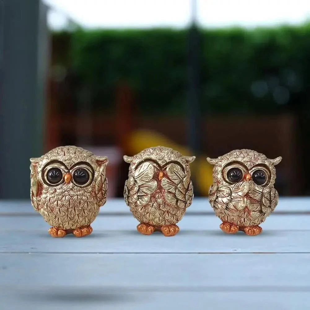 GOLDEULE - Decorative Hand-Carved Owl Statue in Antique Gold Design for Stylish Home Accents