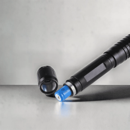 TRAILBEAM X450 – High-Performance LED Flashlight for Outdoor & Camping