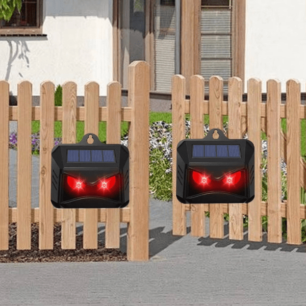 ECOREPEL – 2-Piece Set Solar Ultrasonic Animal Repellent for Garden & Outdoors