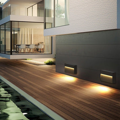 BESEGLOW – Square LED Outdoor Wall Light made of Stainless Steel & Solar