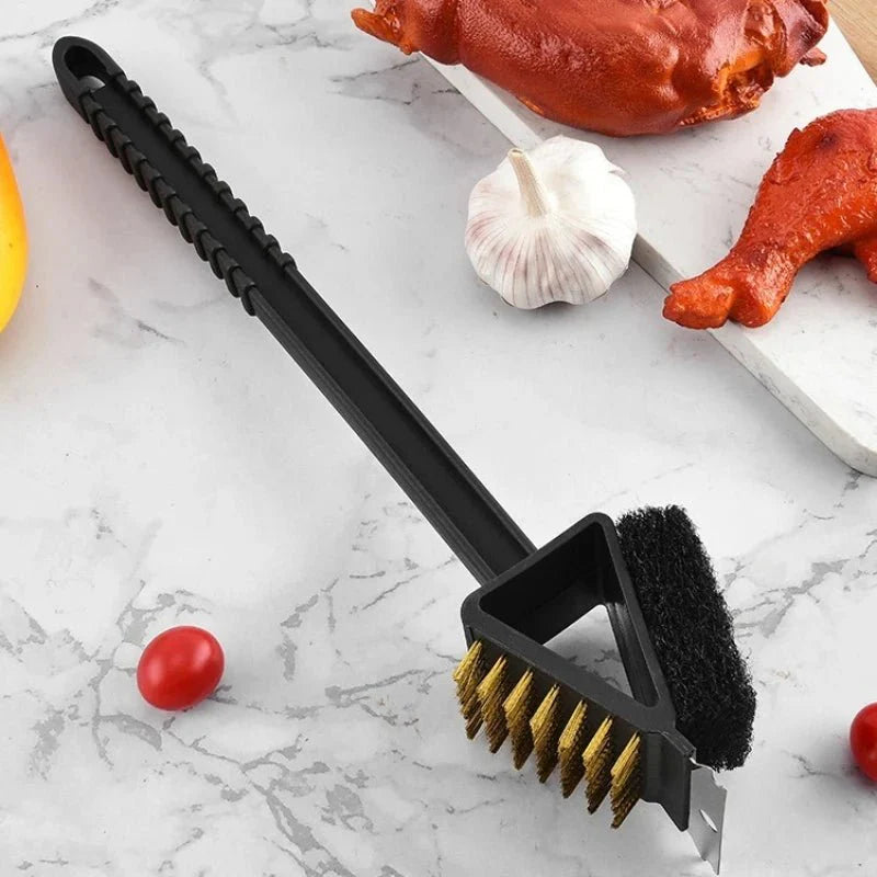 GRIMEX – Grill cleaner with scraper and sponge attachment for cleaning and refreshing grill surfaces