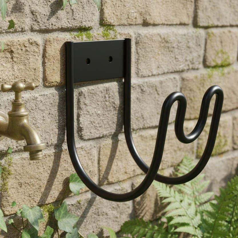 IRONFLOW – Robust Metal Garden Hose Holder for Wall-Mounted Outdoor Storage