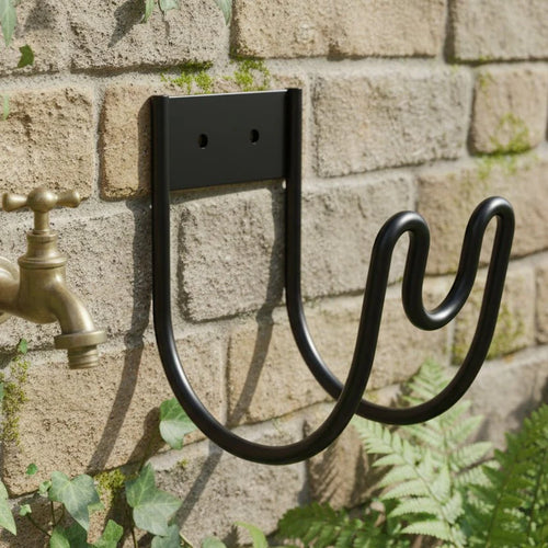 IRONFLOW – Robust Metal Garden Hose Holder for Wall-Mounted Outdoor Storage