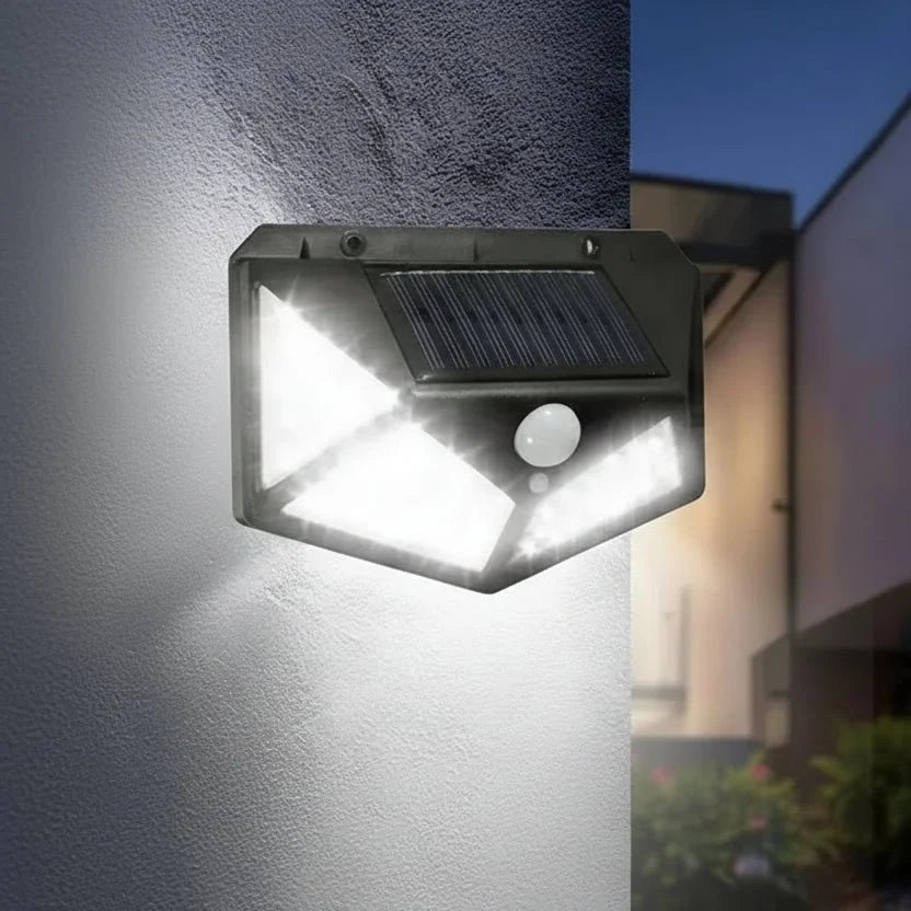 NIGHTRAY – Solar LED Security Light for Outdoor Areas