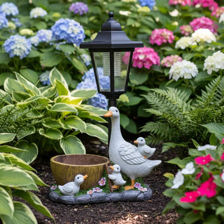 SOLADUCK – Decorative Solar Duck for Garden and Terrace