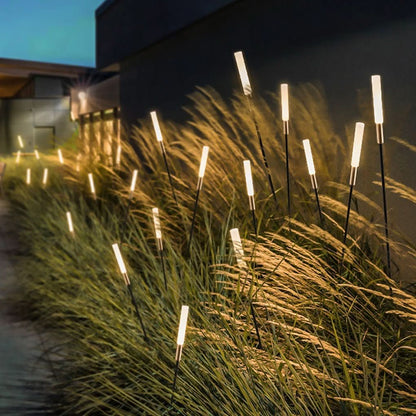 AURAREED OUTDOOR – Wireless Solar Garden Lighting for a Stylish Outdoor Atmosphere