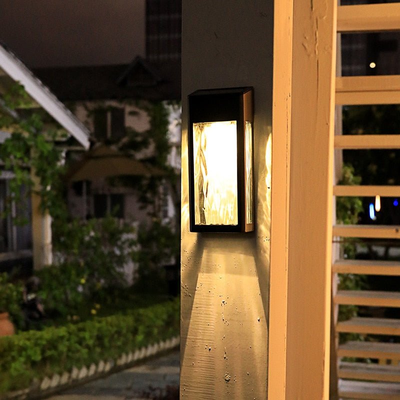 LIGHTSENSE – Intelligent LED Outdoor Lighting