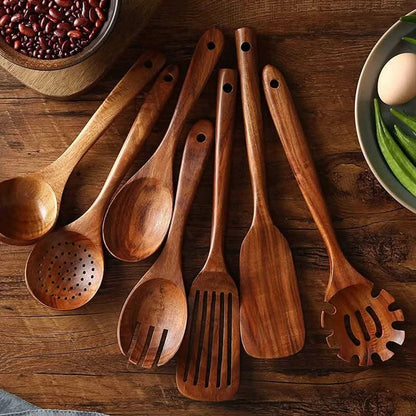 TEAKWOOD – Elegant kitchen utensil set for natural and stylish cooking